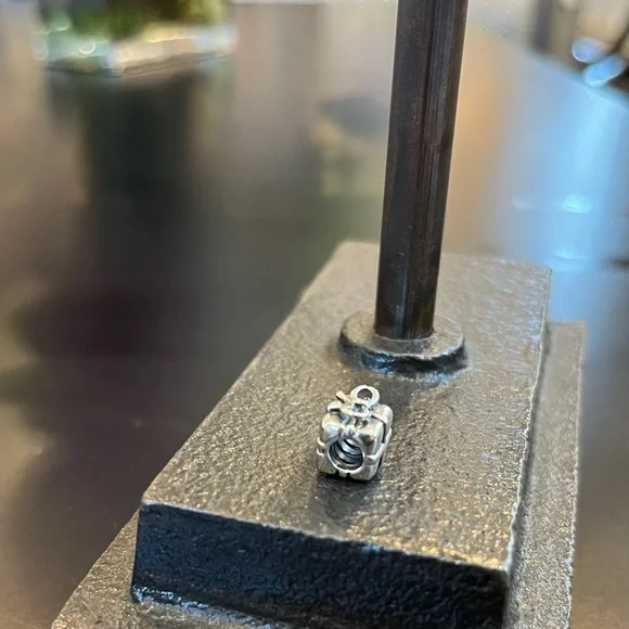 Present Pandora Charm - Picture 3 of 5